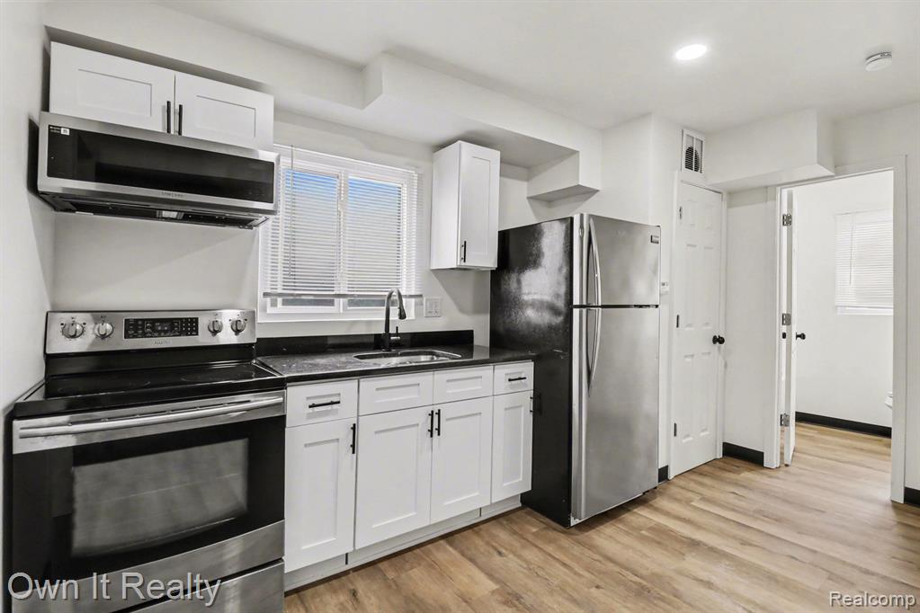 13031 Joy Road, Detroit, MI 48228 — Photo 11