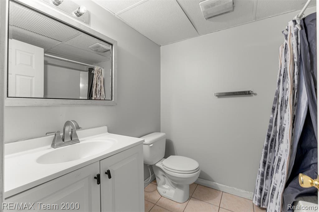 21717 Hildebrandt Drive, Flat Rock, MI 48134 — Photo 38