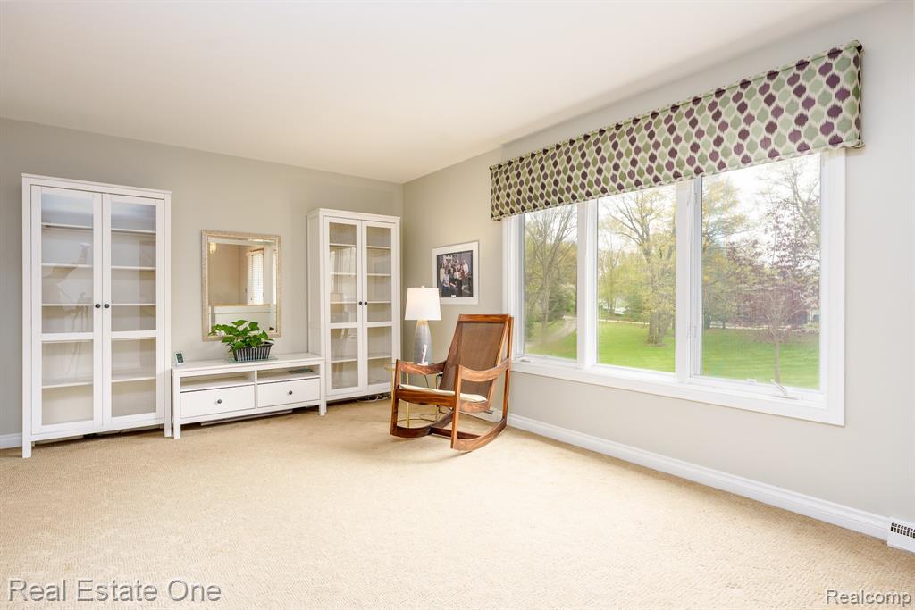 9243 Sherwood Drive, Davisburg, MI 48350 — Photo 5