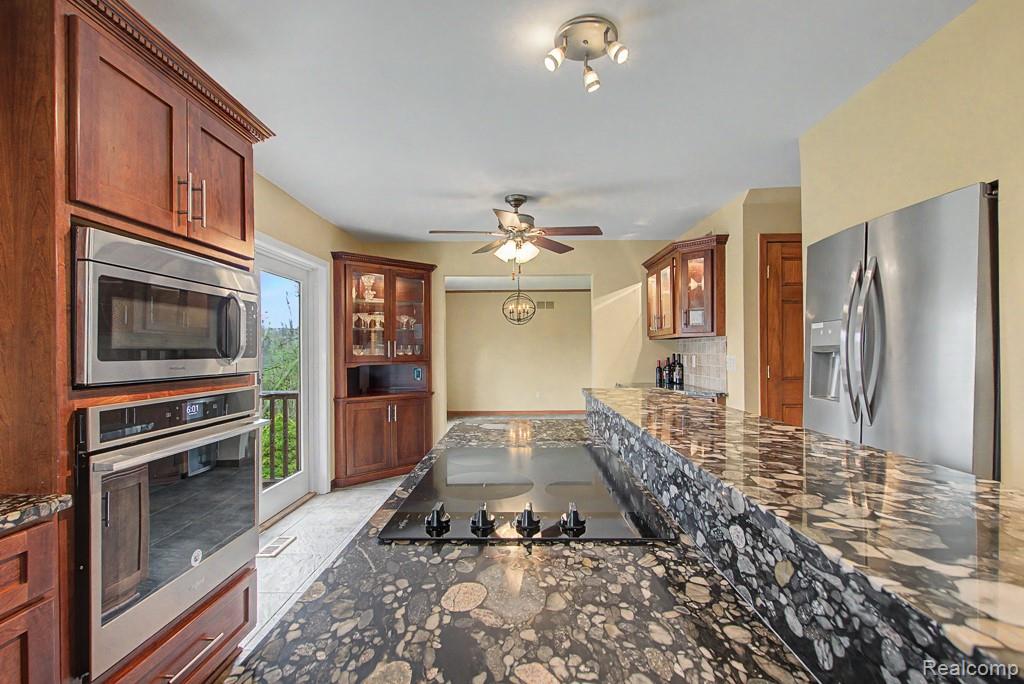 1160 S Garner Road, Milford, MI 48380 — Photo 10
