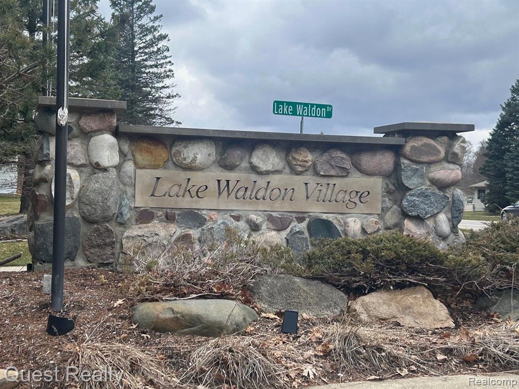 6280 LAKE WALDON Drive, Clarkston, MI — Photo 37