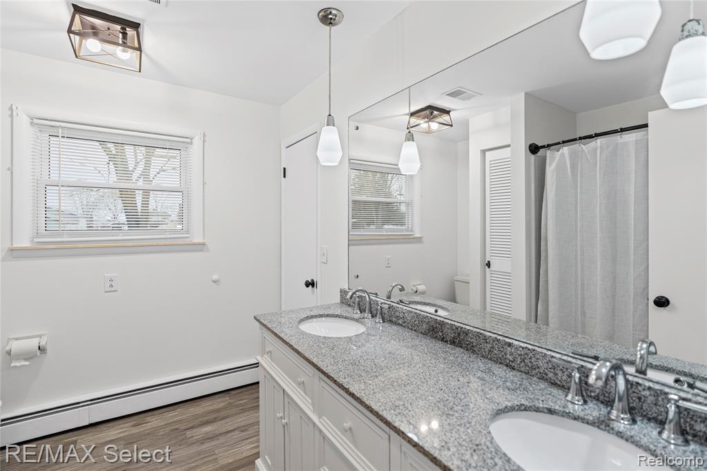 2461 N Long Lake Road, Fenton, MI 48430 — Photo 30