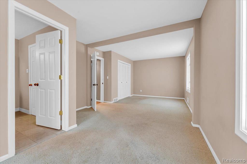 4316 PINE TREE Trail, Bloomfield Hills, MI 48302 — Photo 27