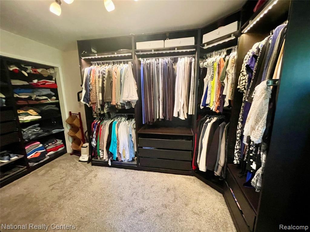 48104 COLONY FARM CIR, Plymouth, MI 48170 — Photo 59