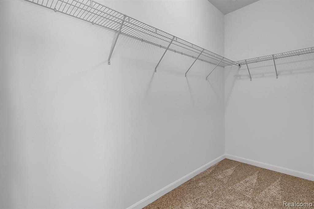 6064 Woodridge Lane, Grand Blanc, MI 48439 — Photo 23