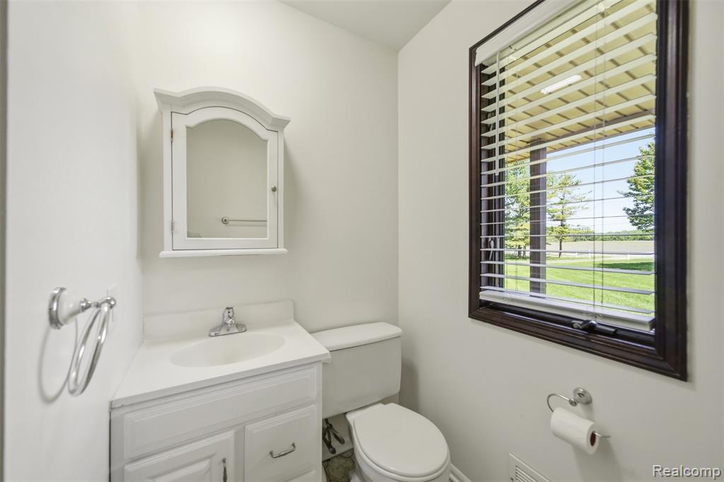 29940 29 Mile Road, Lenox, MI 48048 — Photo 6