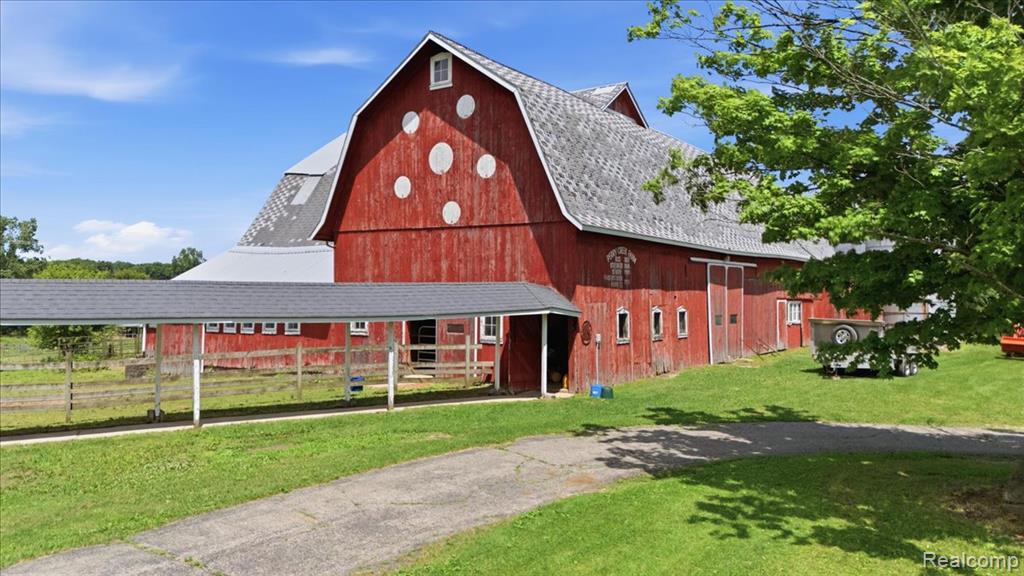 5726 Barnes Road, Millington, MI 48746 — Photo 30