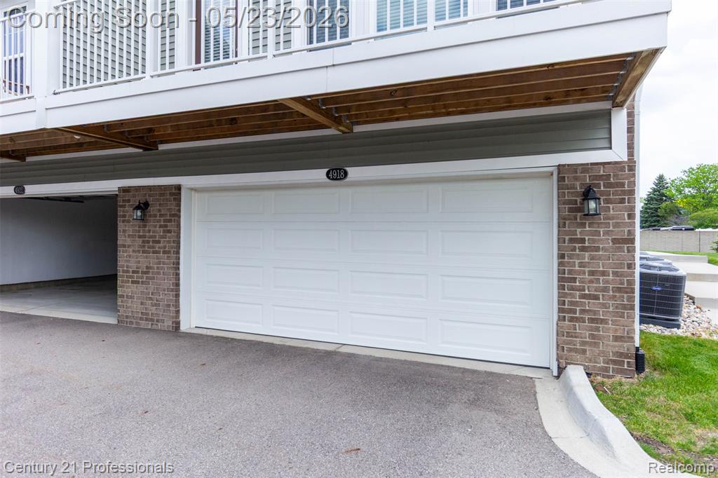 4918 TREESIDE Lane, 27, Troy, MI 48098 — Photo 31