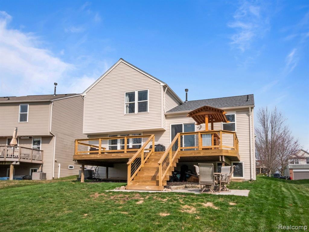 444 OTTER RUN Road, Holly, MI 48442 — Photo 30