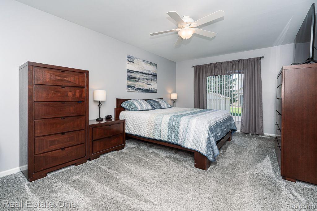 40323 FORDWICH Drive, Sterling Heights, MI 48310 — Photo 30