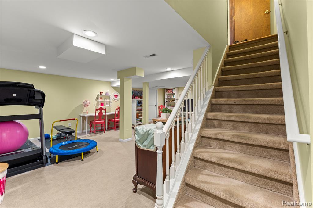 41725 Pon Meadow Court, Northville, MI 48168 — Photo 39
