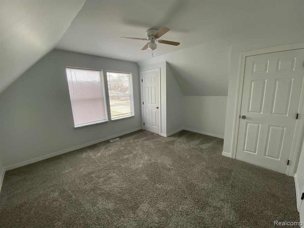 21032 WOODSIDE Avenue, Ferndale, MI 48220 — Photo 14