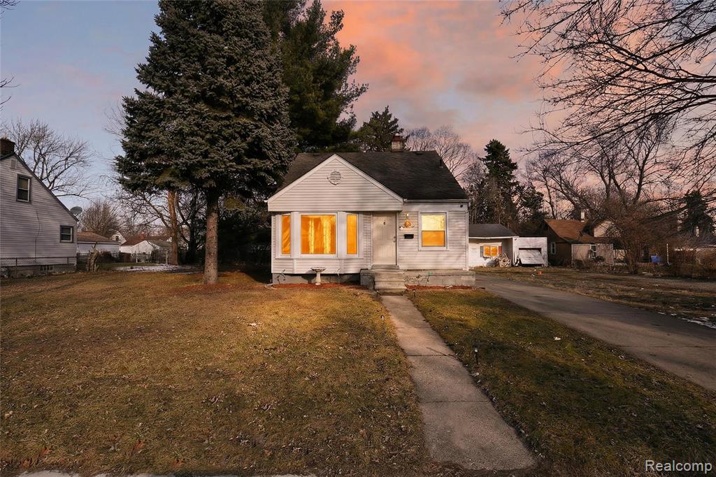 7296 Dacosta, Redford, MI 48239 — front exterior