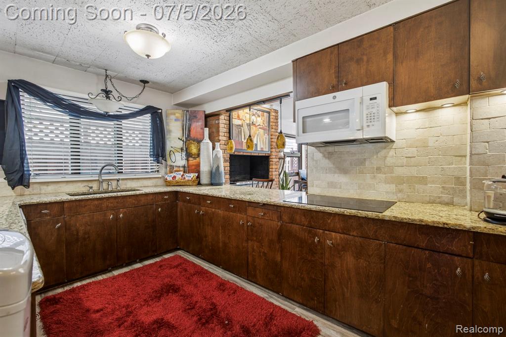 46 W Breitmeyer Place, Mount Clemens, MI 48043 — Photo 10