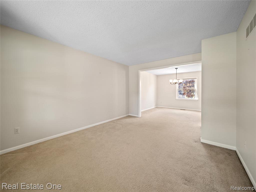 4798 Kenicott Trail, Brighton, MI 48114 — Photo 6