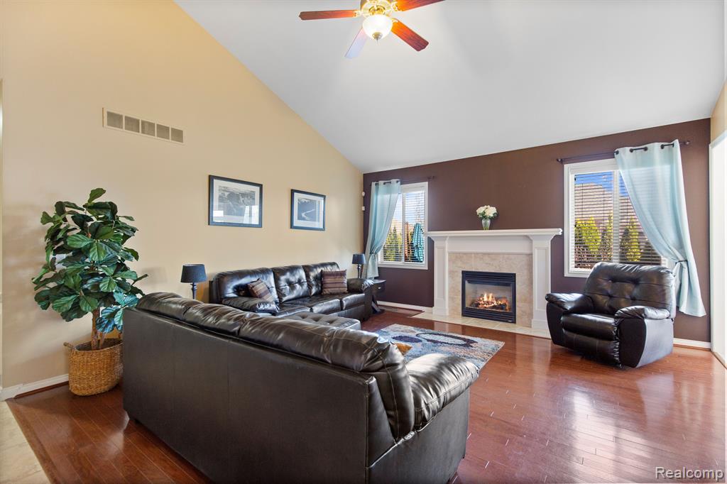 7689 BIRCH Lane, Shelby Twp, MI 48316 — Photo 8