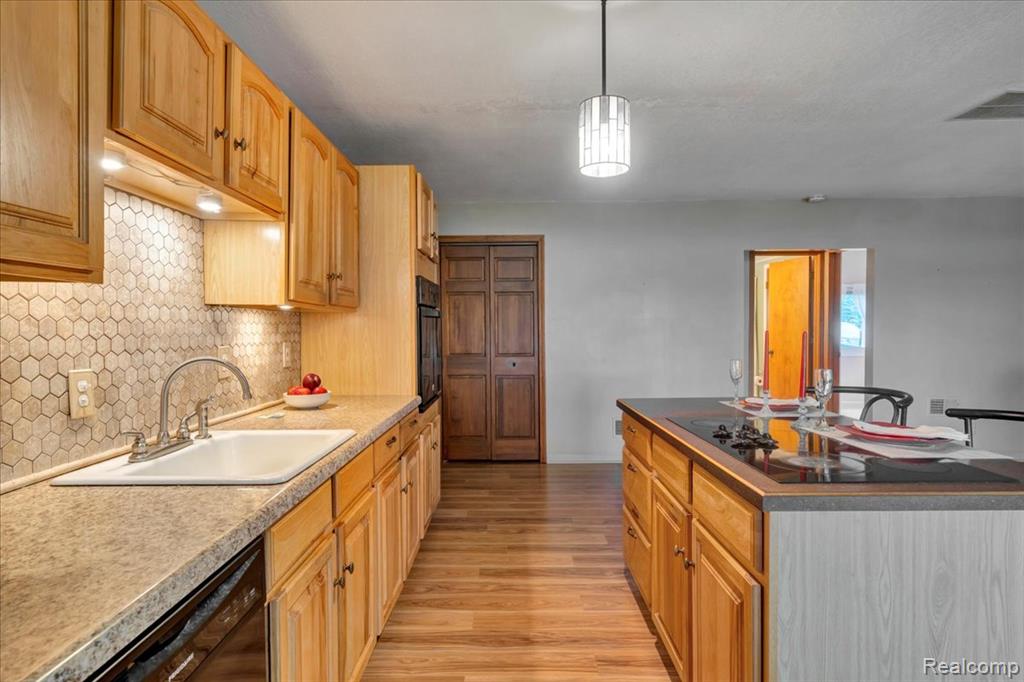 2898 E Lake Drive, Lupton, MI 48635 — Photo 7