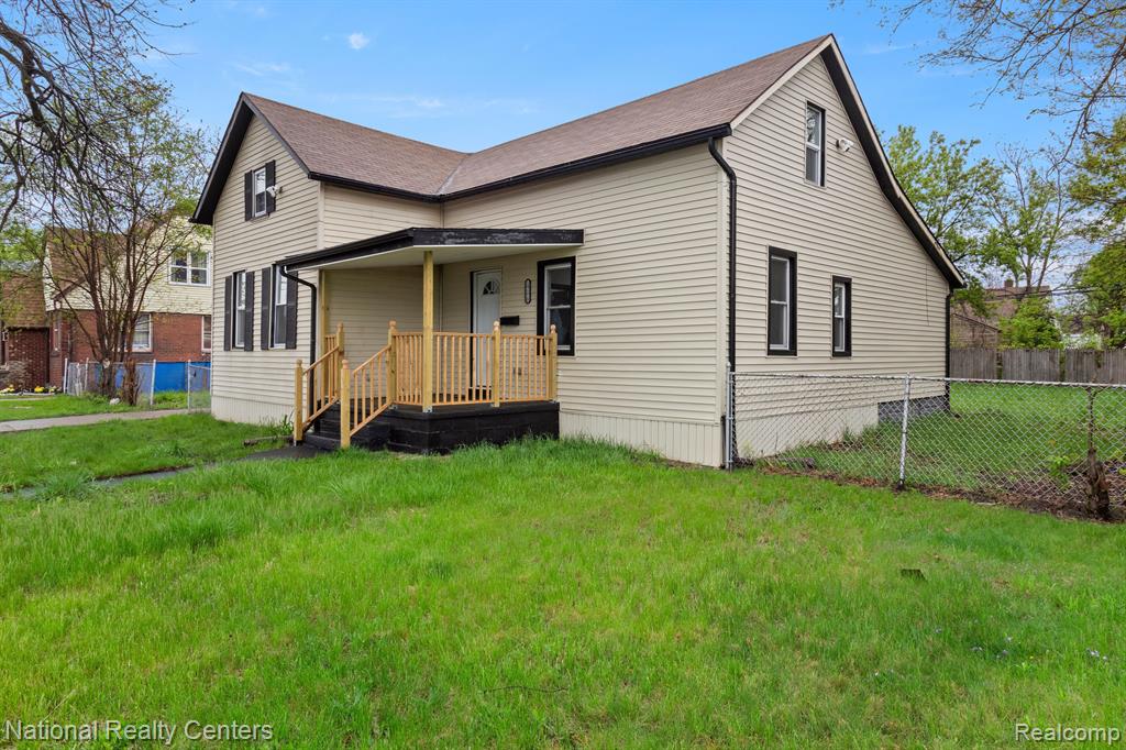19178 SHERWOOD Street, Detroit, MI 48234 — Photo 2