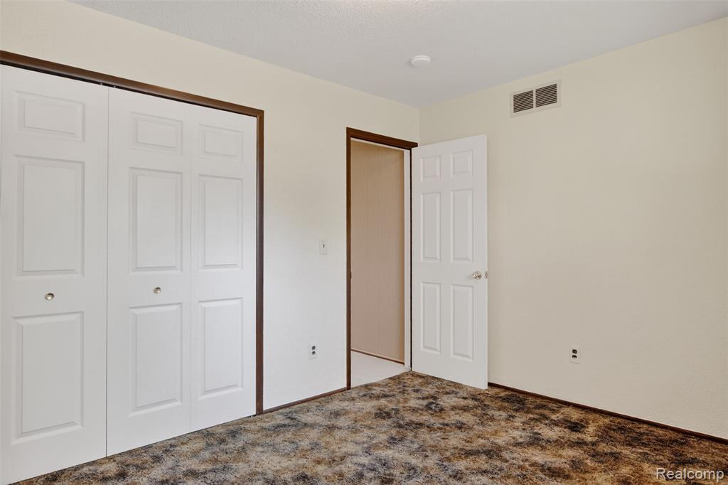 14341 Heritage Street, Riverview, MI 48193 — Photo 33