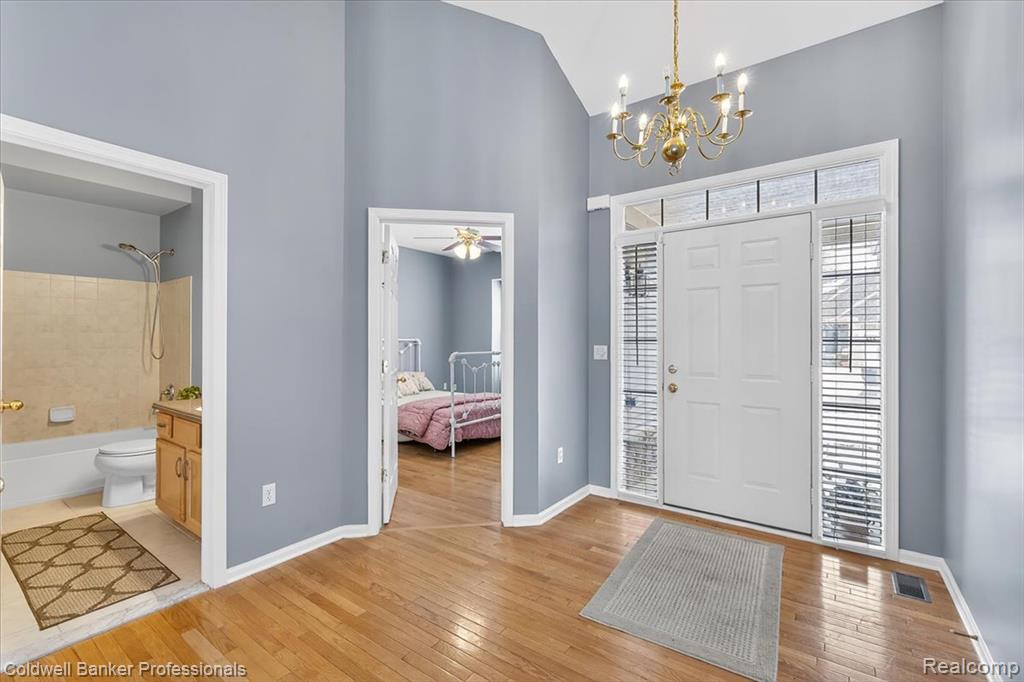 285 Stony Lake Drive, Oxford, MI 48371 — Photo 10