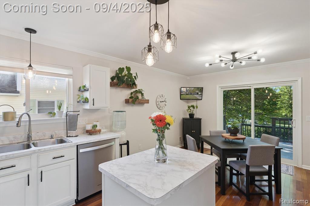 918 E Caroline Street, Fenton, MI 48430 — Photo 13