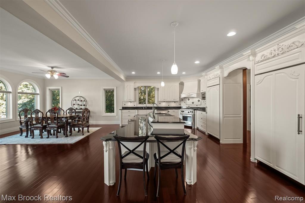 4764 Dow Ridge Road, Orchard Lake Village, MI 48324 — Photo 24