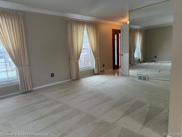 700 Woods Lane, Grosse Pointe Woods, MI 48236 — Photo 5