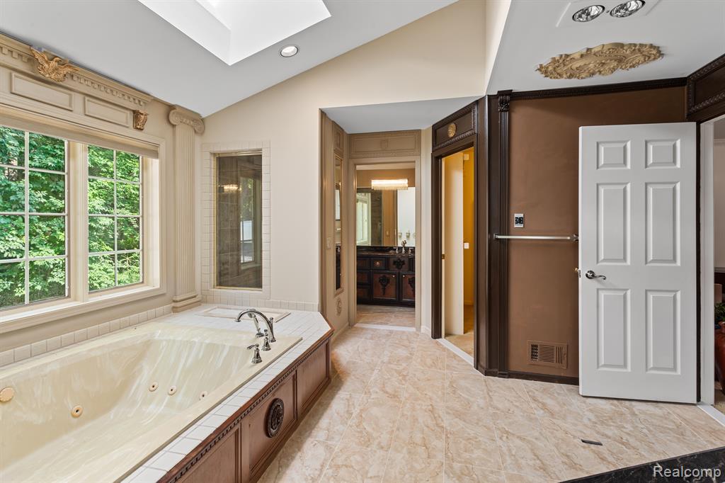 4309 Copper Cliff Court, Bloomfield Hills, MI 48302 — Photo 15