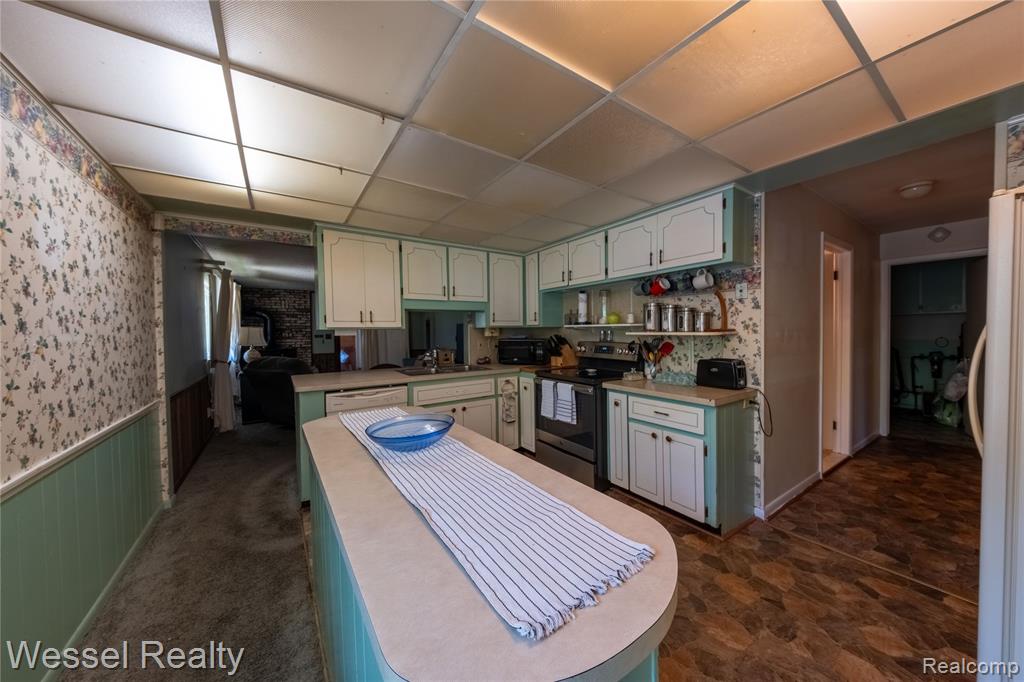 57121 OMO Road, Ray, MI — Photo 14
