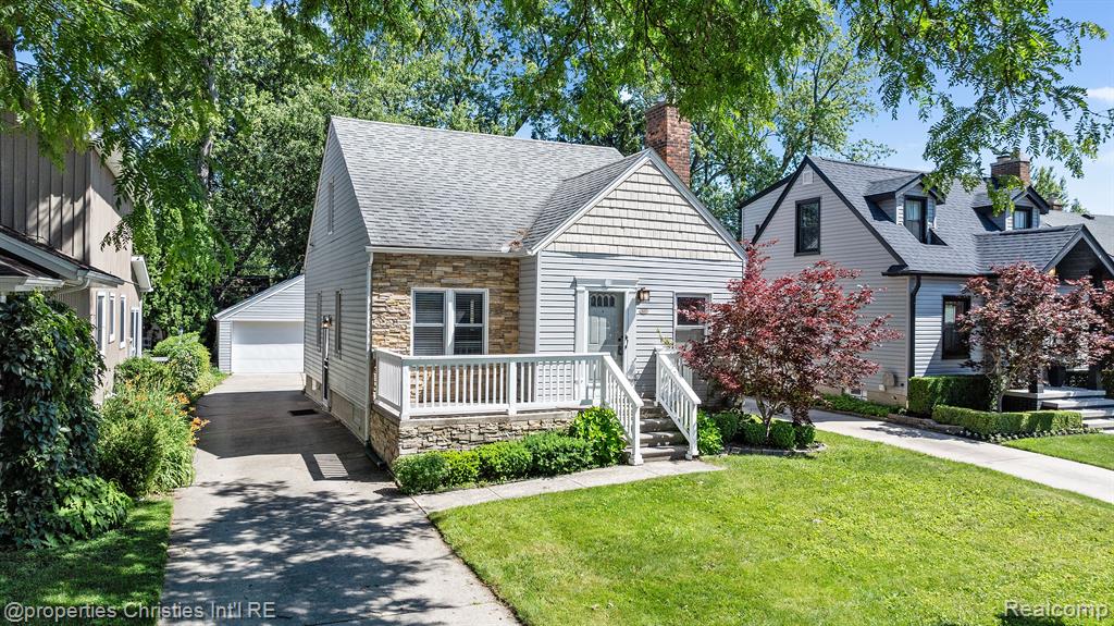 972 HARVARD Road, Berkley, MI 48072 — front exterior