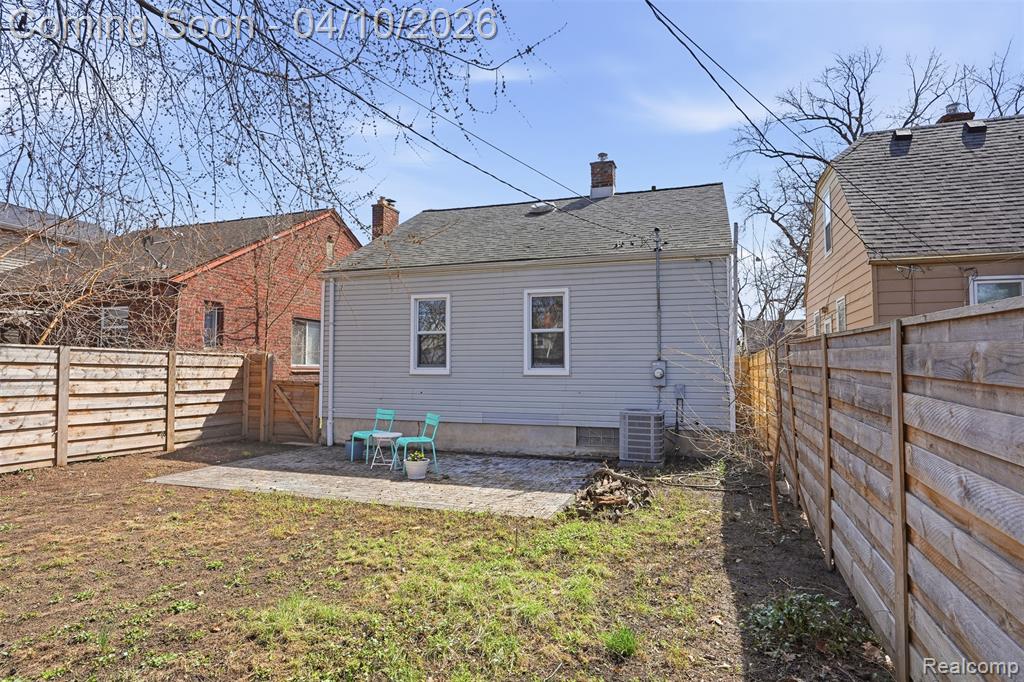 404 W Chesterfield Street, Ferndale, MI 48220 — Photo 23