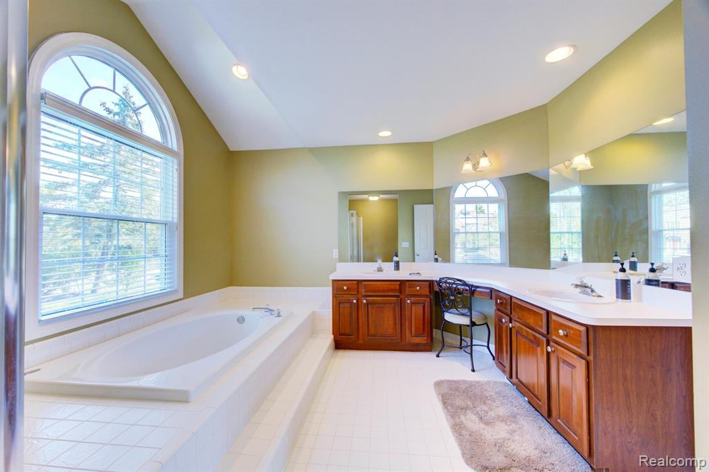 47631 Pavillon Road, Canton, MI 48188 — Photo 29