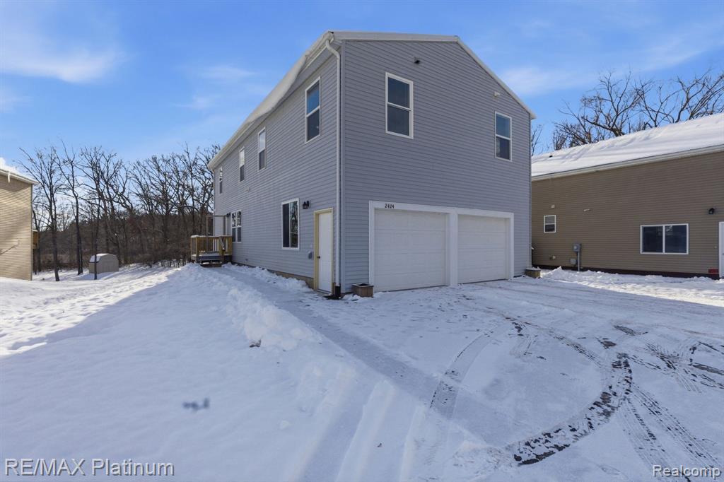 2424 Fisher Road, Howell, MI 48855 — Photo 28