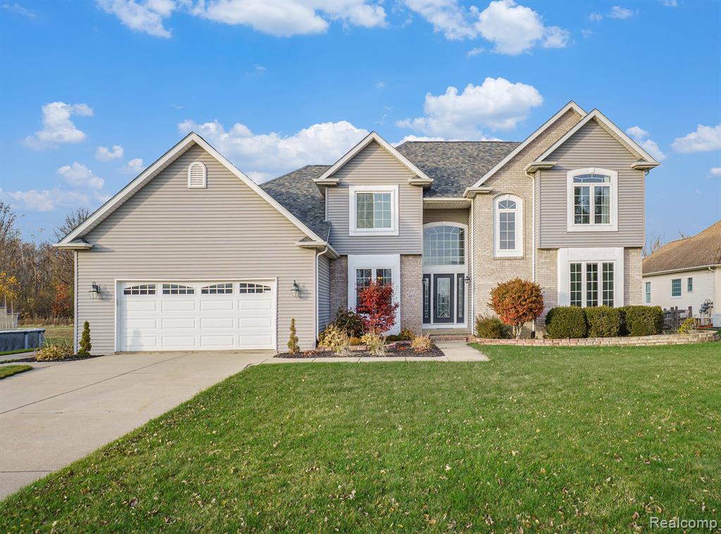 7469 Paradise Drive, Grand Blanc, MI 48439 — front exterior