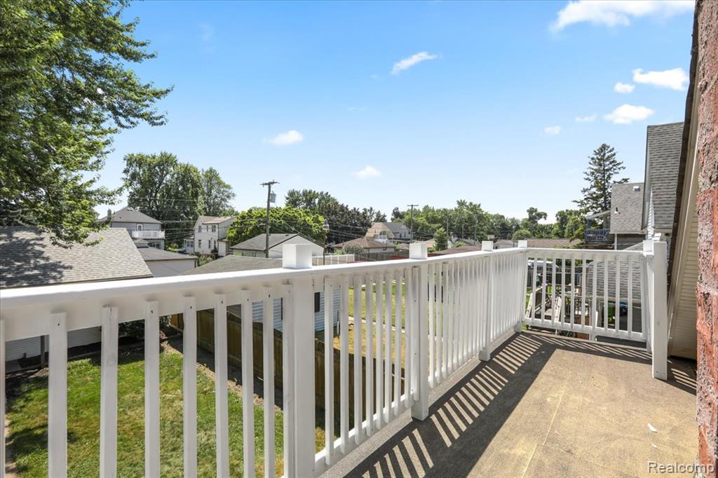 1105 Oak Street, Wyandotte, MI 48192 — Photo 21