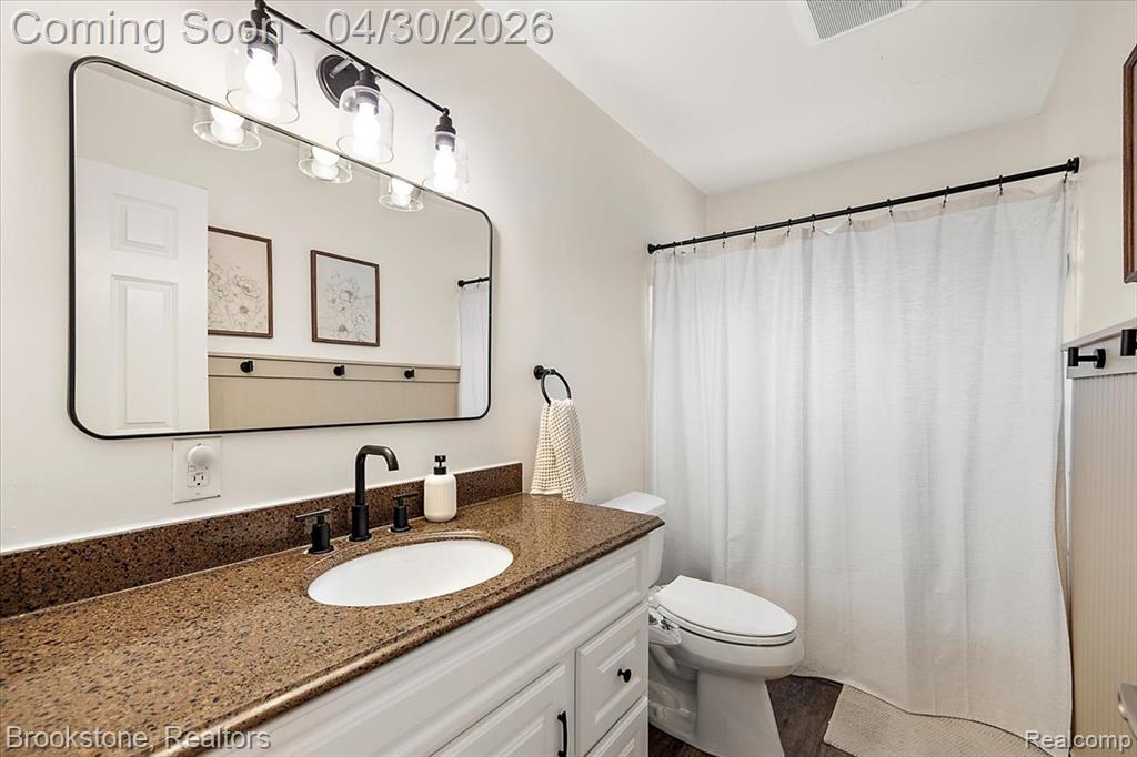 1759 Ashstan Drive, Walled Lake, MI 48390 — Photo 26