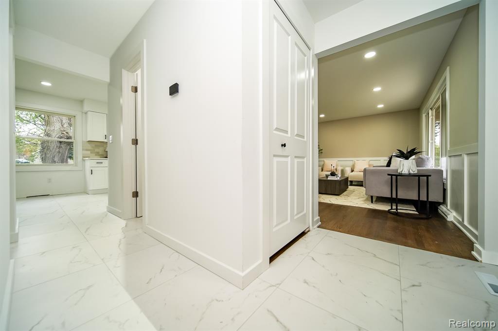 4156 McCandlish Road, Grand Blanc, MI 48439 — Photo 11