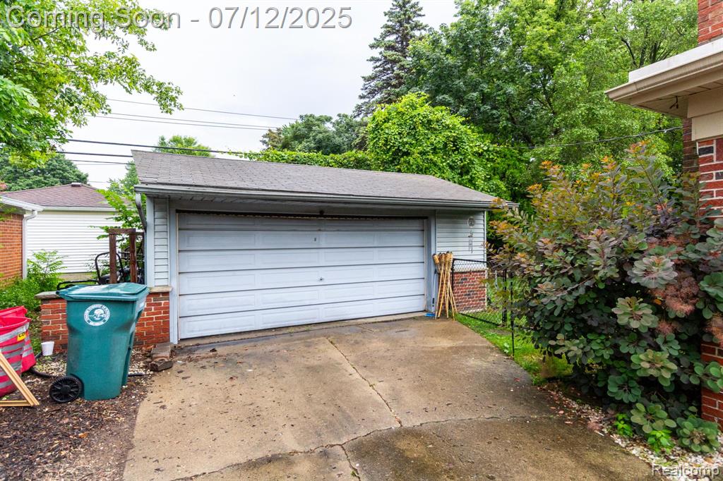 41864 Brentwood Drive, Plymouth, MI 48170 — Photo 41