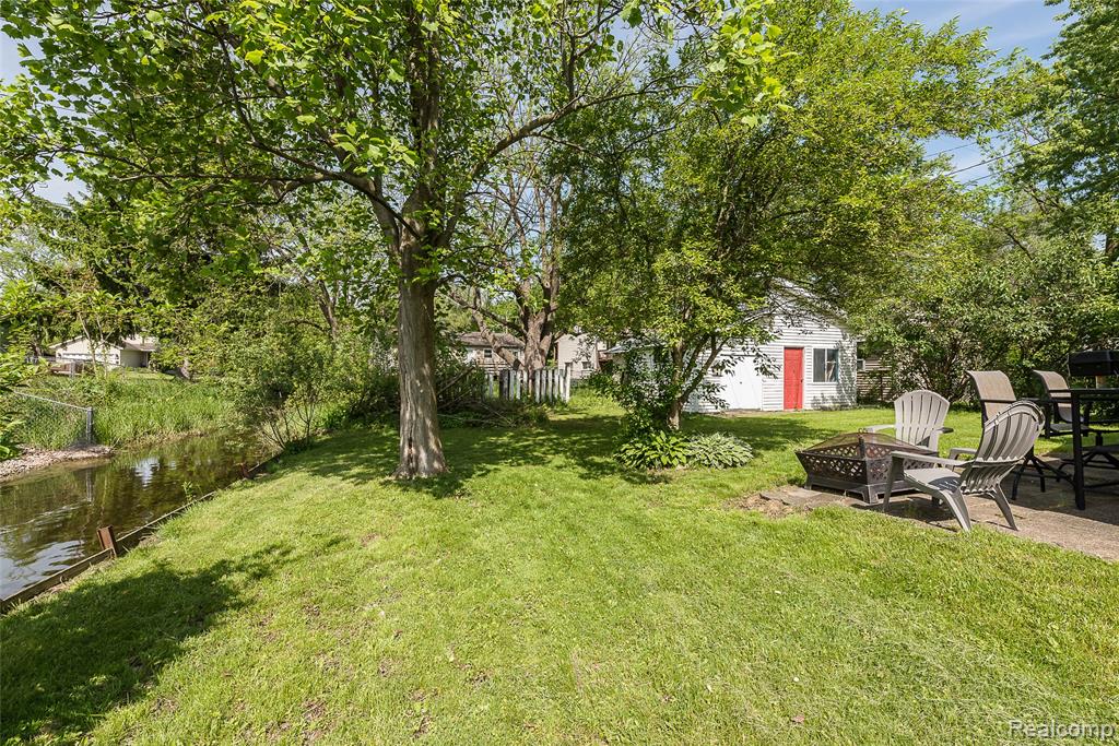 1107 Odessa Drive, Holly, MI 48442 — Photo 36