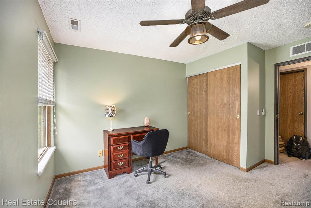 61023 Greenwood Drive, South Lyon, MI 48178 — Photo 10