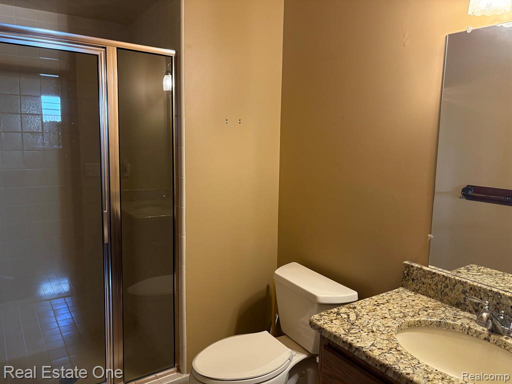 39858 Wilmette Drive Drive, Sterling Heights, MI 48313 — Photo 26