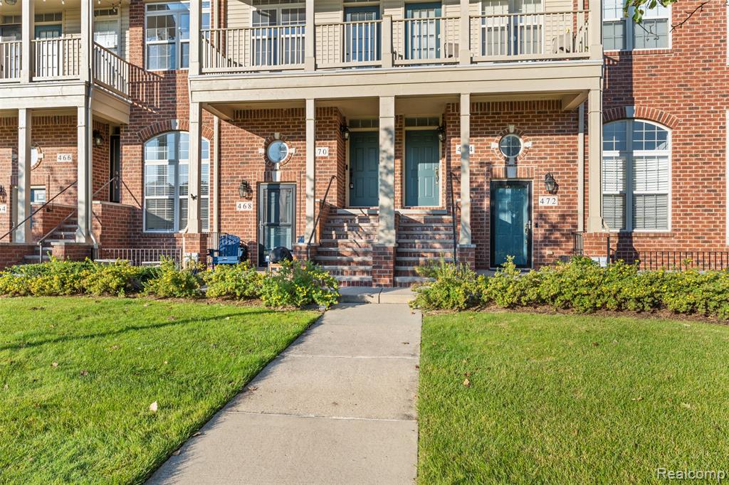 470 Old Pine Way, Walled Lake, MI 48390 — Photo 4