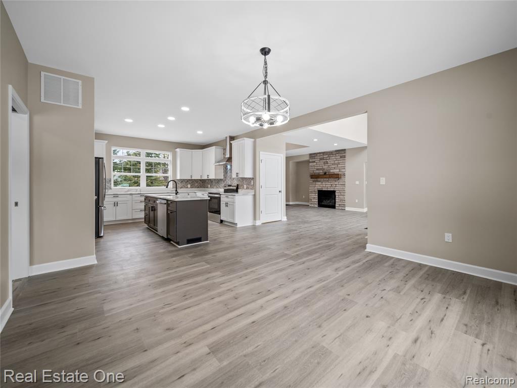 8527 Mystic Pines Court, Pinckney, MI 48169 — Photo 8