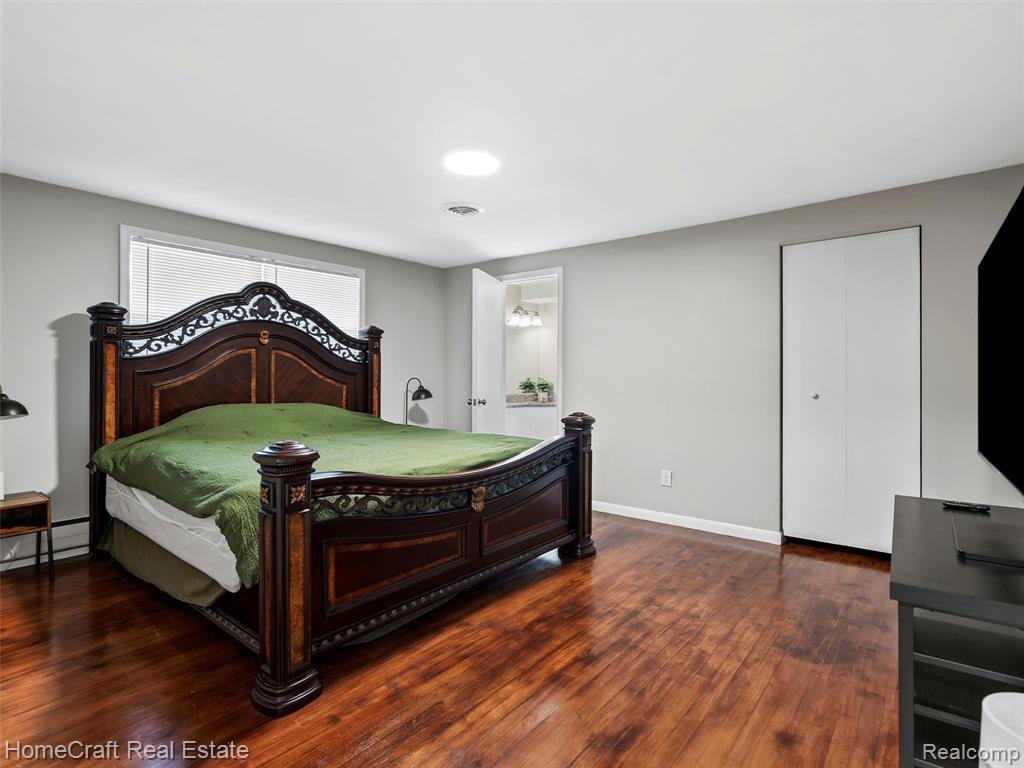 28626 SUNSET Boulevard W, Lathrup Village, MI 48076 — Photo 16