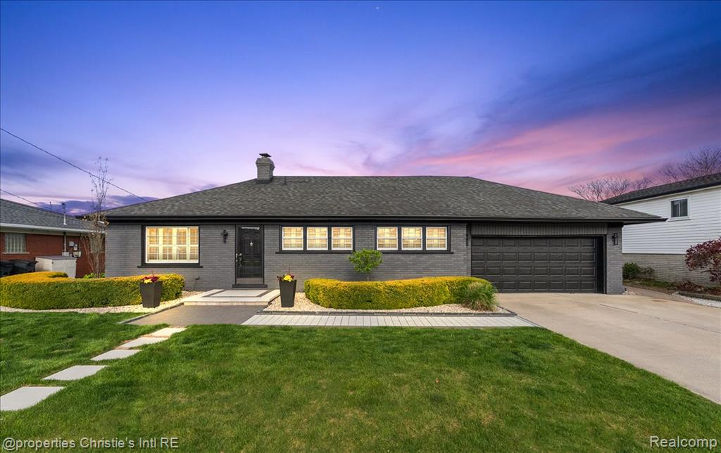 37912 Pointe Rosa Street, Harrison Township, MI