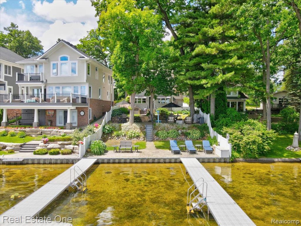836 Pine Tree Road W, Lake Orion, MI 48362 — Photo 82