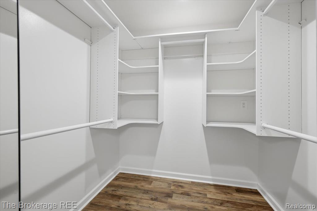 8254 Nichols Road, Gaines Vlg, MI 48436 — Photo 28