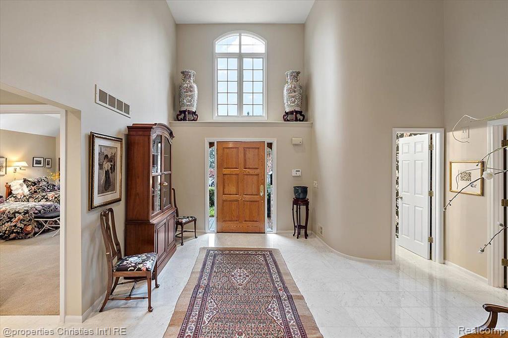 5579 Pine Brooke Court, Bloomfield Hills, MI 48304 — Photo 4