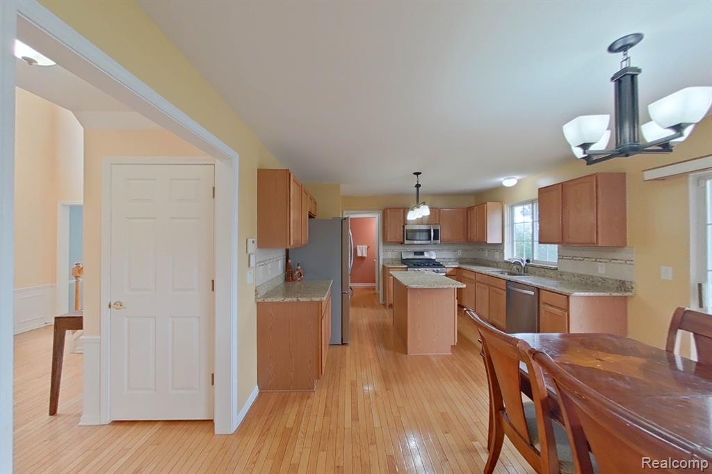 2285 STANTON Street, Canton, MI 48188 — Photo 14