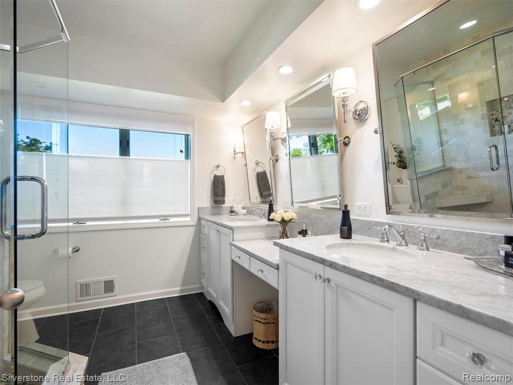 3439 Aquarious Circle, Oakland, MI — Photo 32